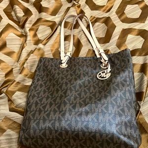 Michael Kors Tote